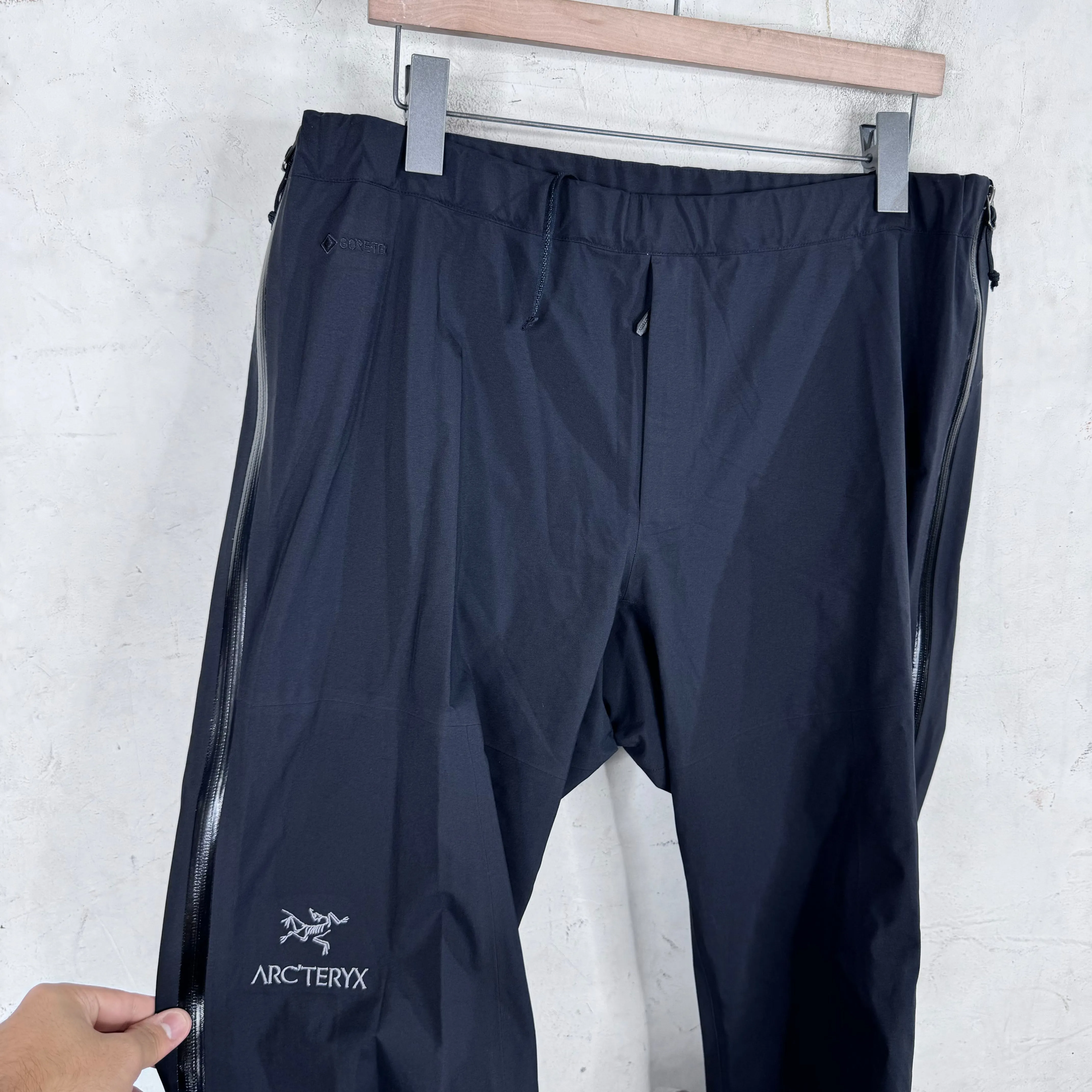 Arcteryx Shell Zipper Pants