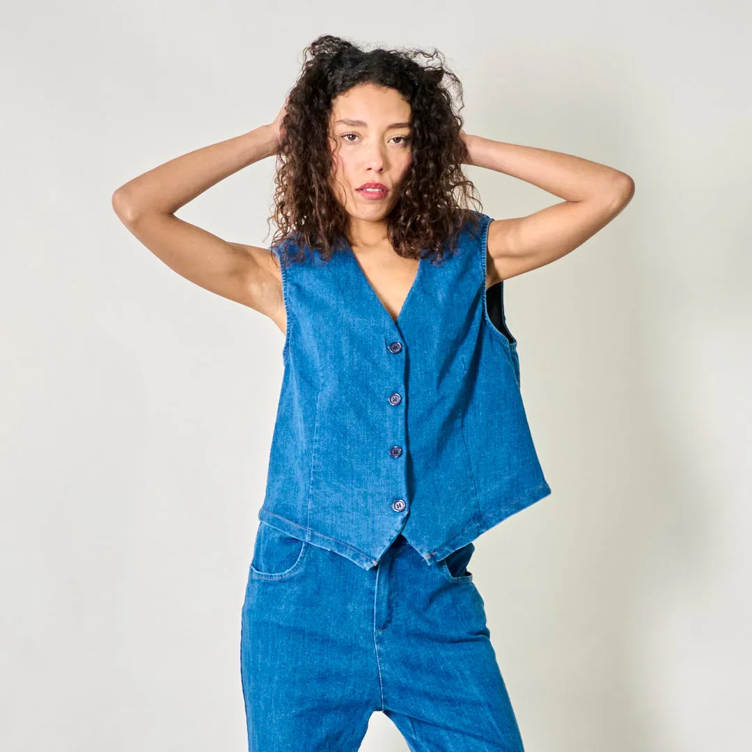 Button-down denim vest with tailored fit wholesale