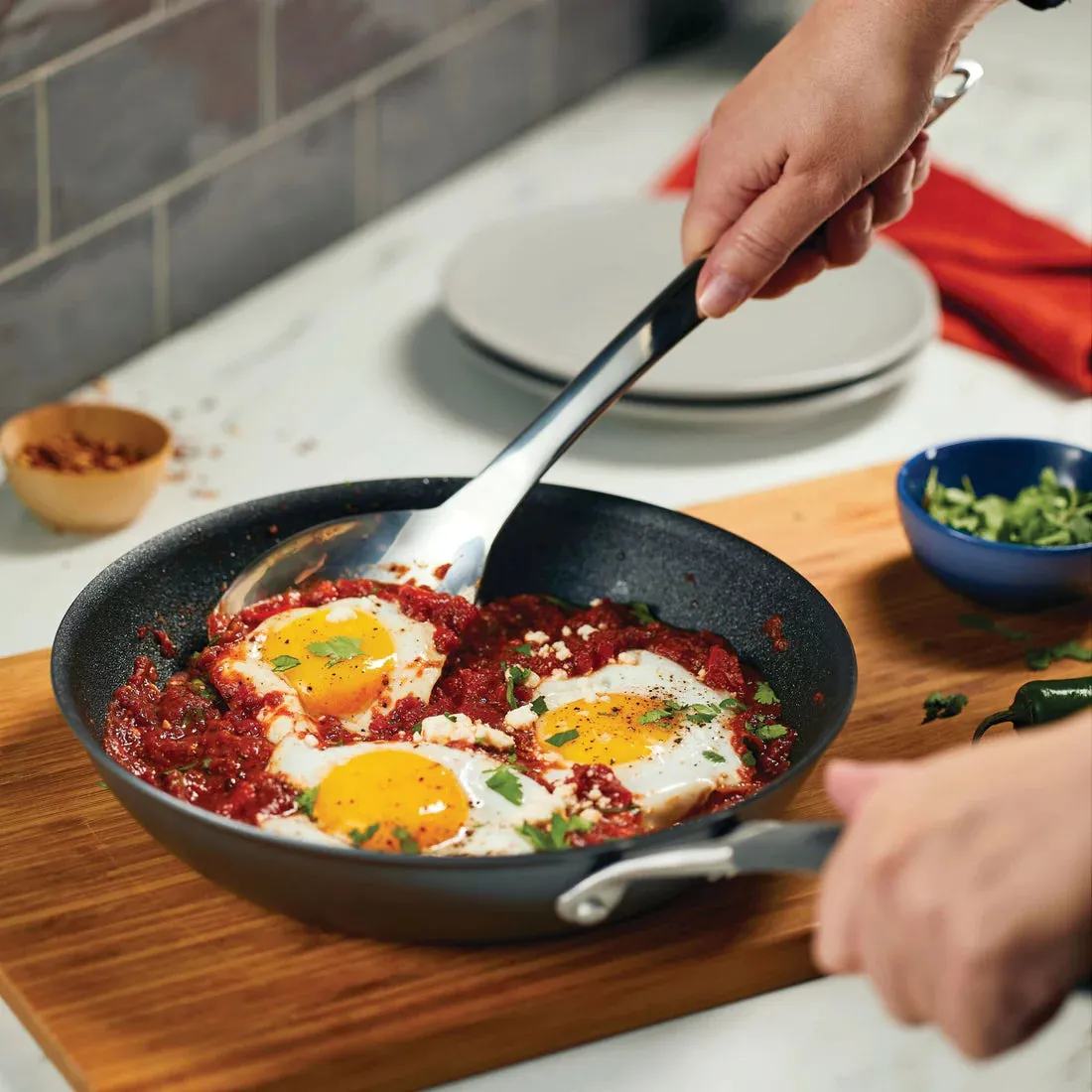 Circulon Scratch Defense A1 Nonstick Induction Skillet - 25.4cm