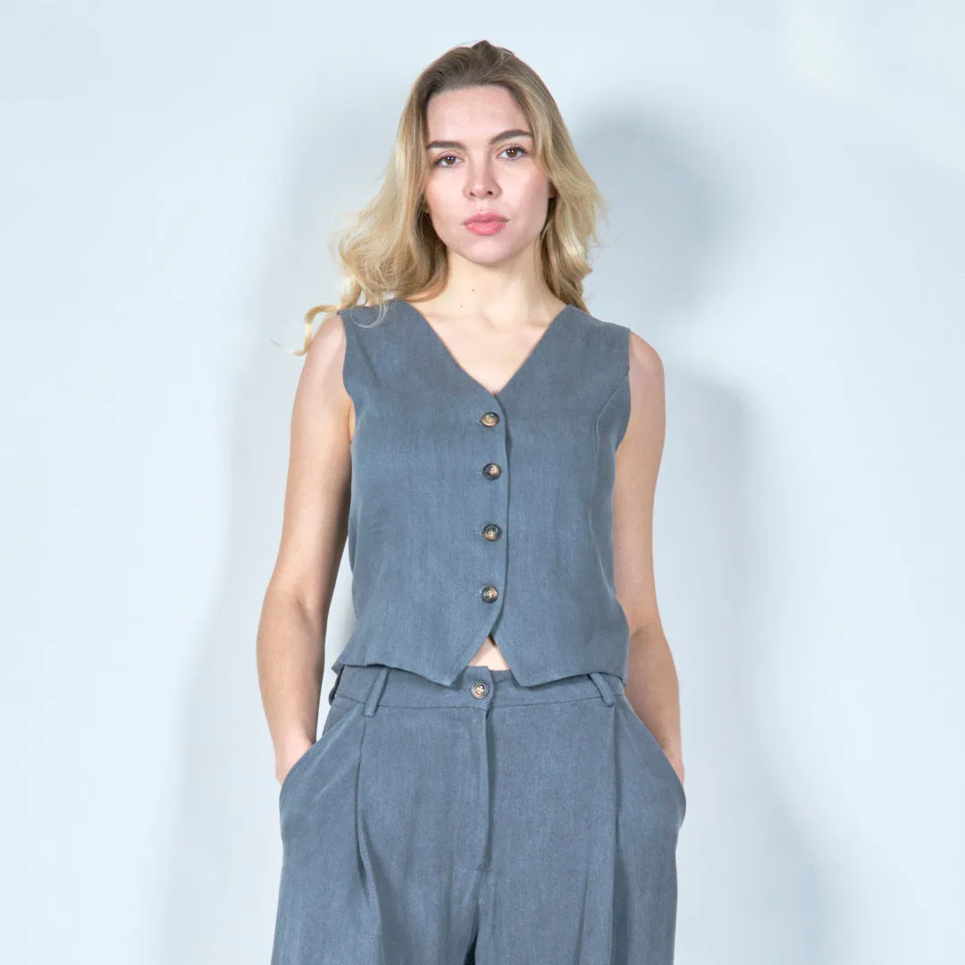 Classic denim buttoned vest wholesale